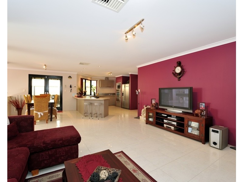 3 Whiteman Crescent, Bertram WA 6167