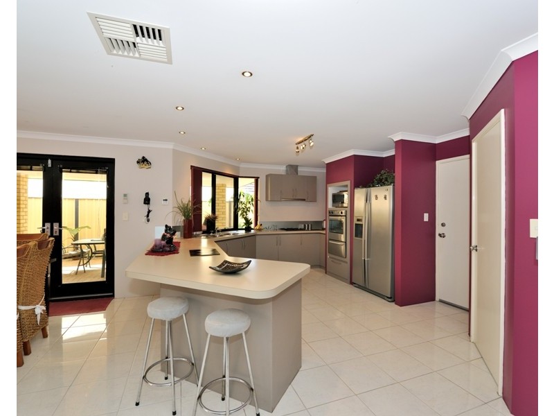 3 Whiteman Crescent, Bertram WA 6167