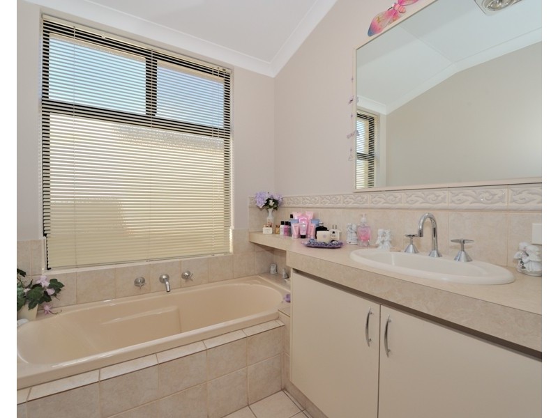 3 Whiteman Crescent, Bertram WA 6167