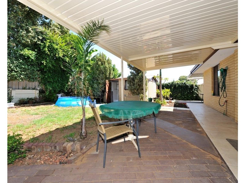 20 Darkins Retreat, Parmelia WA 6167
