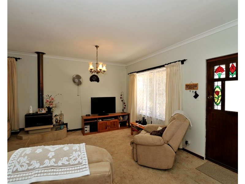 20 Darkins Retreat, Parmelia WA 6167