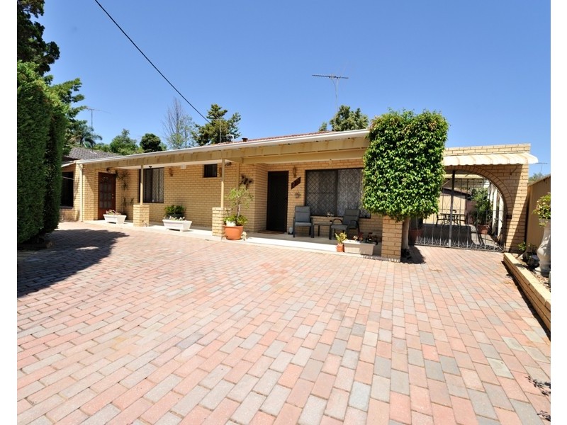 20 Darkins Retreat, Parmelia WA 6167