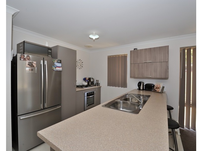 3 Farmer Way, Parmelia WA 6167