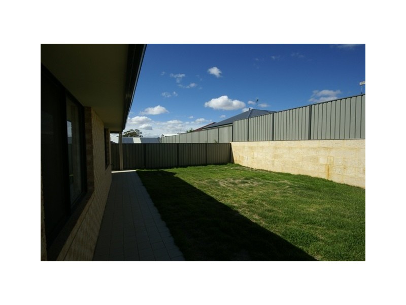 14 Eaton Way, Baldivis WA 6171