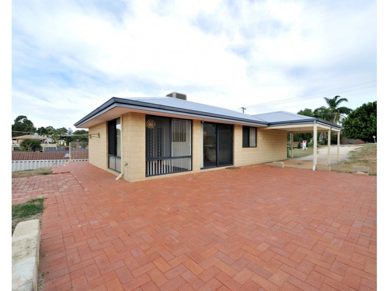 6 Moysey Court, Parmelia WA 6167