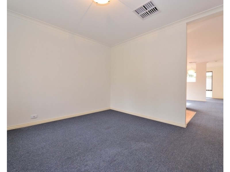 6 Moysey Court, Parmelia WA 6167