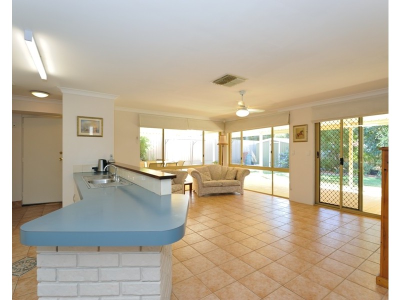 9 Zillner Close, South Lake WA 6164