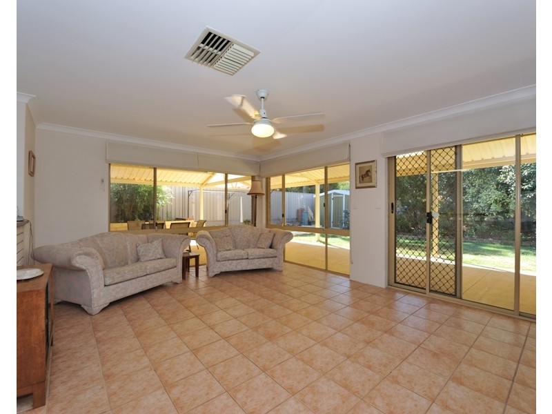 9 Zillner Close, South Lake WA 6164