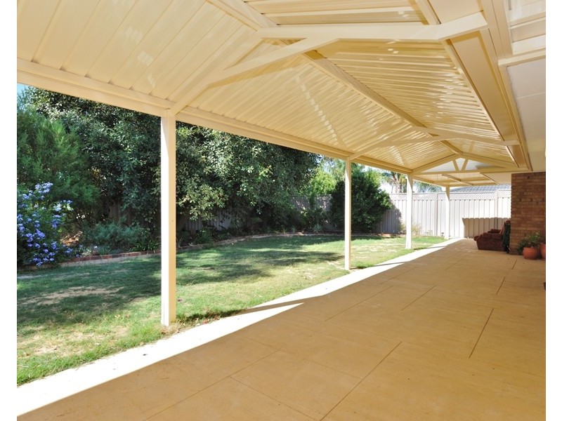 9 Zillner Close, South Lake WA 6164