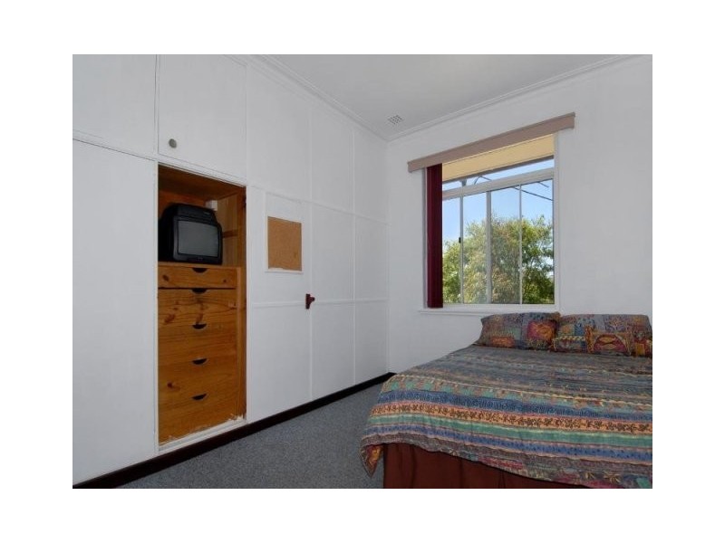 23 Heylmore Road, Medina WA 6167