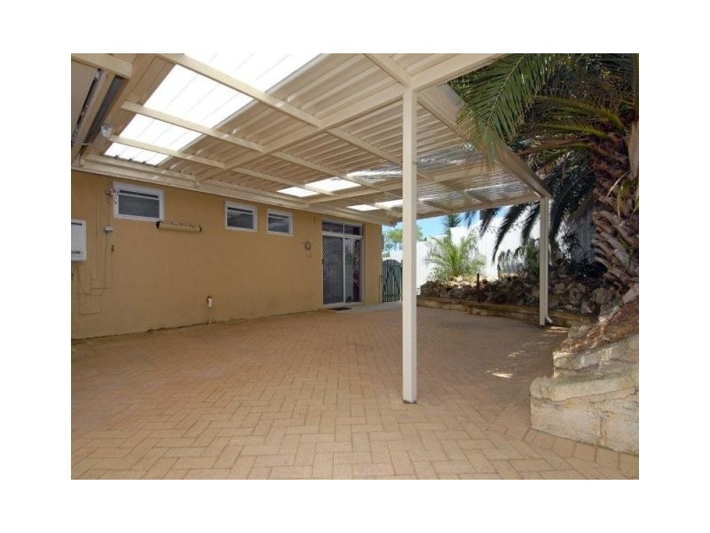 23 Heylmore Road, Medina WA 6167