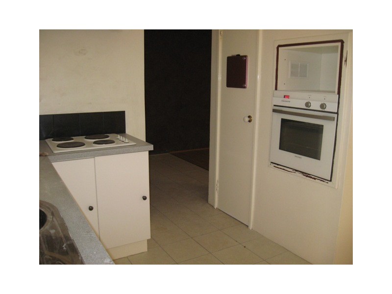 12 Morrit Way, Parmelia WA 6167