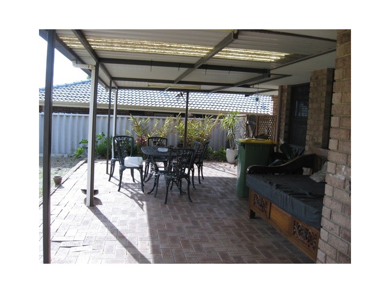 12 Morrit Way, Parmelia WA 6167