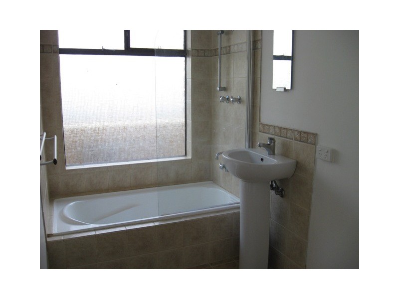 12 Morrit Way, Parmelia WA 6167