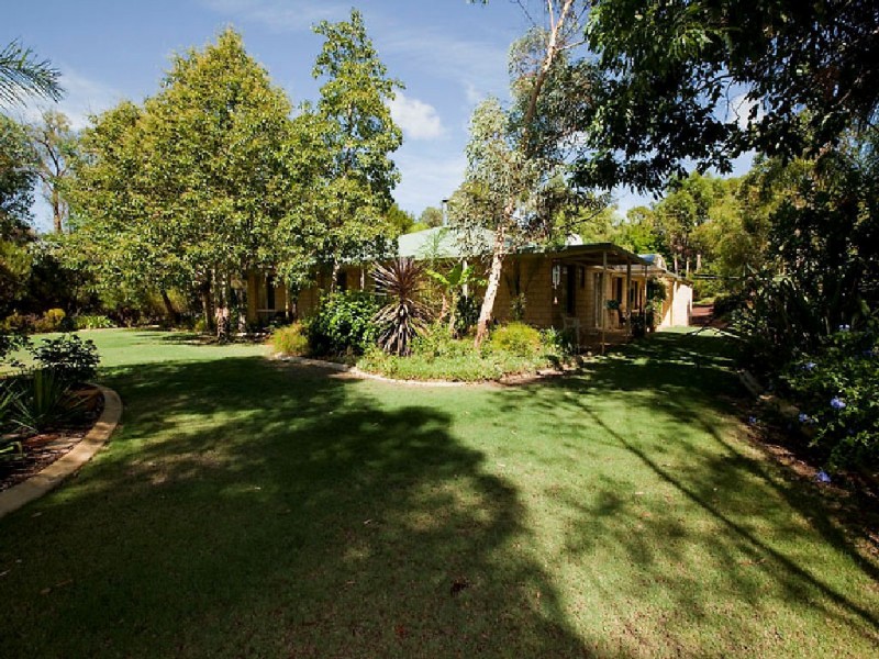 7 Baker Mews, Wellard WA 6170