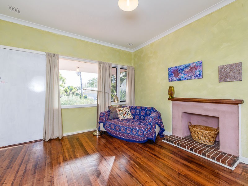 55 Clint Way, Calista WA 6167