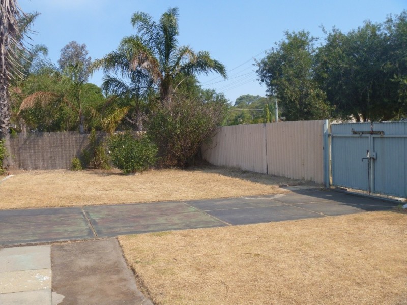 2 Reilly Street, Orelia WA 6167