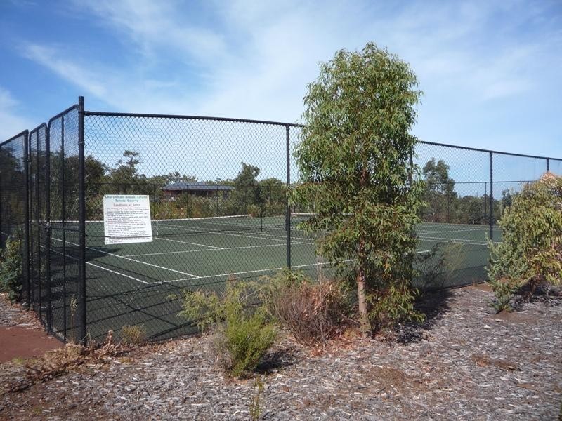 19 Blissett Drive, Bedfordale WA 6112