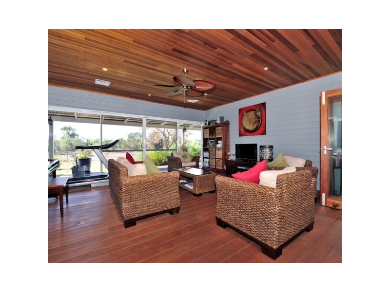 172 Braddock Road, Wellard WA 6170