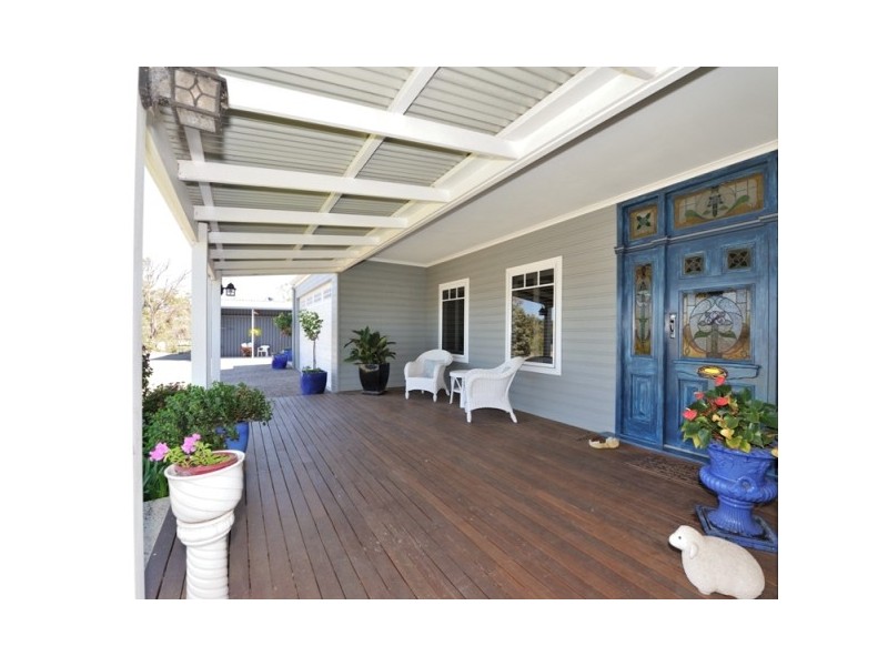 172 Braddock Road, Wellard WA 6170