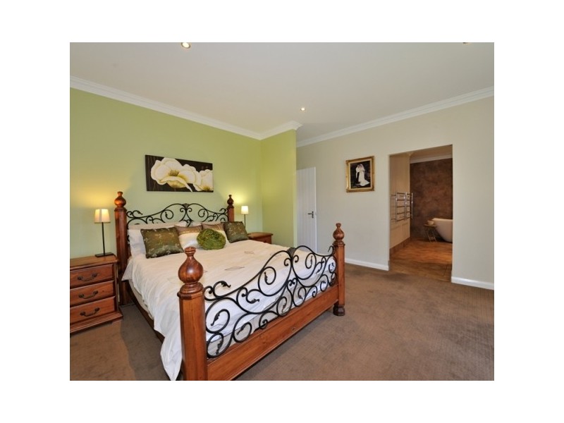 172 Braddock Road, Wellard WA 6170