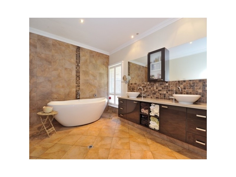 172 Braddock Road, Wellard WA 6170