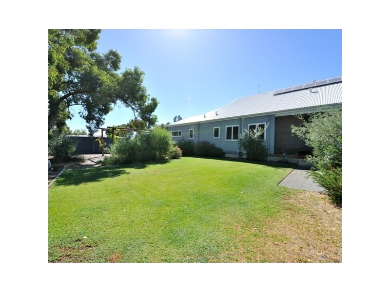 172 Braddock Road, Wellard WA 6170