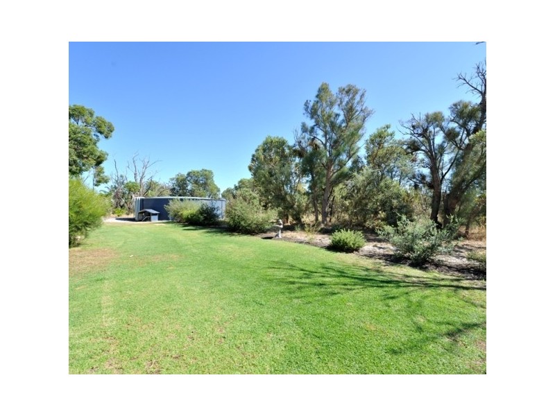 172 Braddock Road, Wellard WA 6170