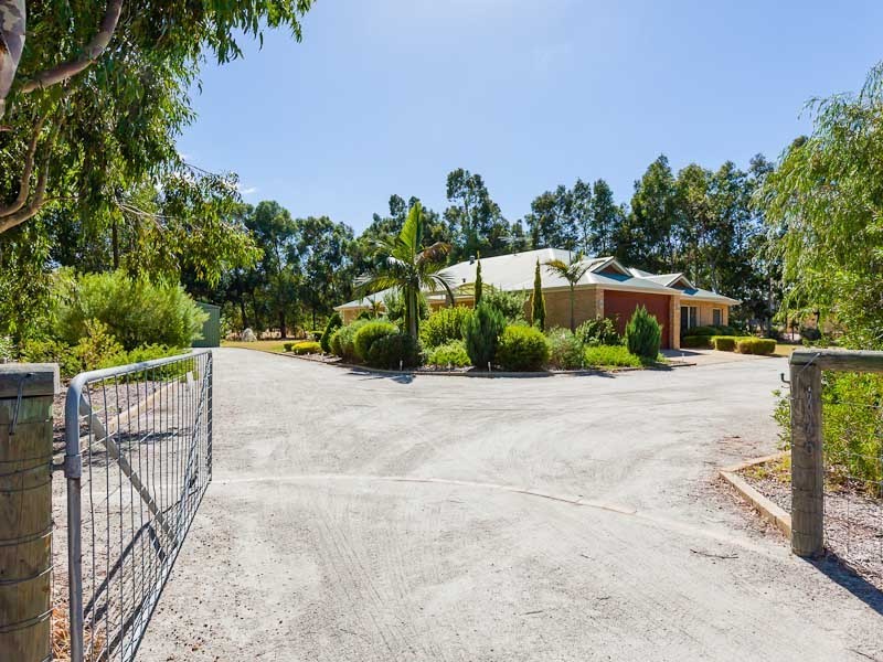 19 Bilya Avenue, Mardella WA 6125