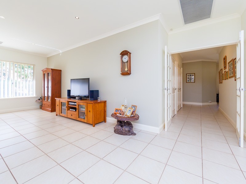 19 Bilya Avenue, Mardella WA 6125