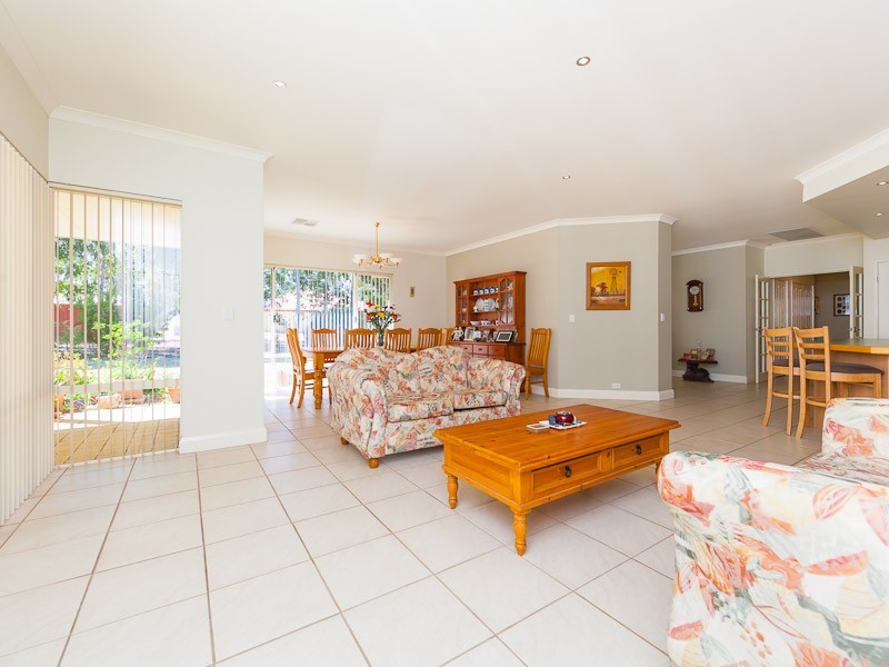 19 Bilya Avenue, Mardella WA 6125