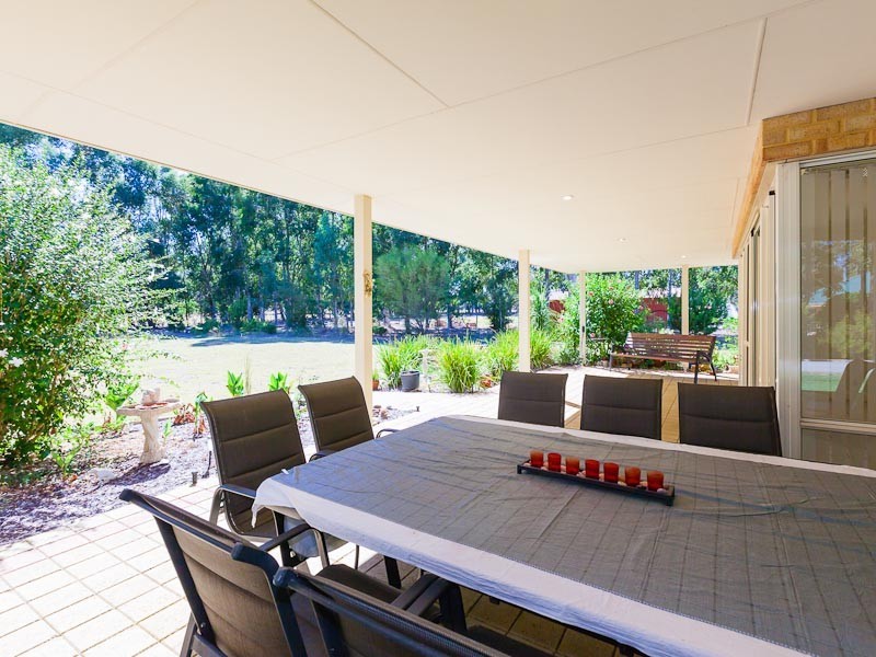 19 Bilya Avenue, Mardella WA 6125