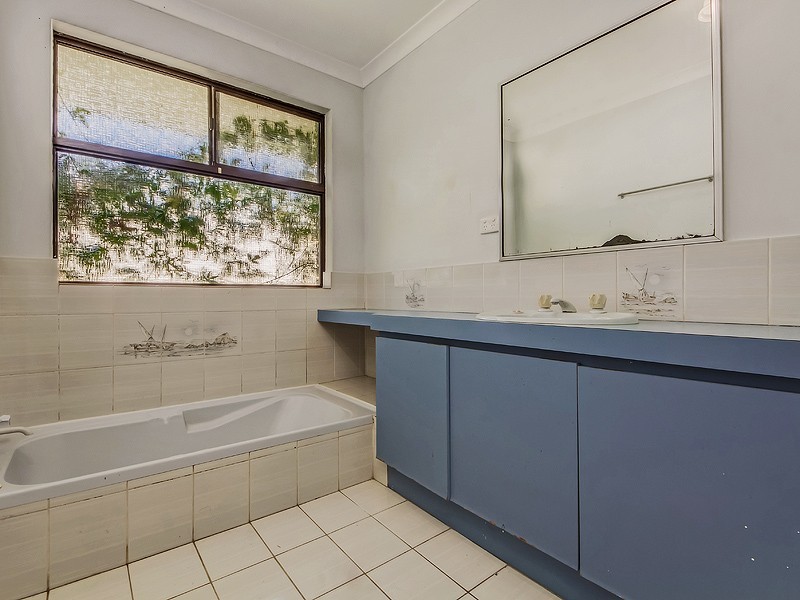 28 Patrick Vista, Parmelia WA 6167