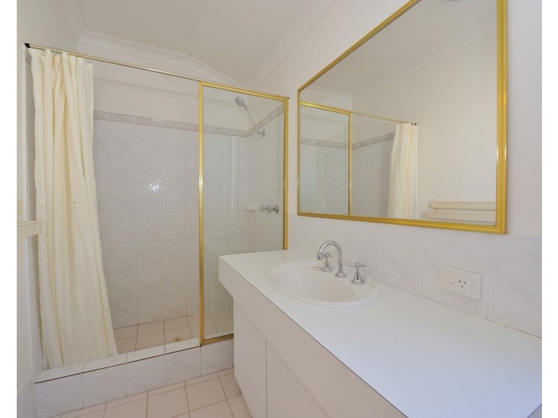 14 Walmer Place, Orelia WA 6167