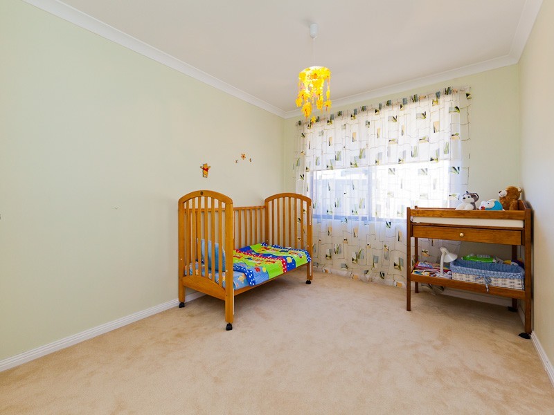 2 Thaxted Street, Wellard WA 6170