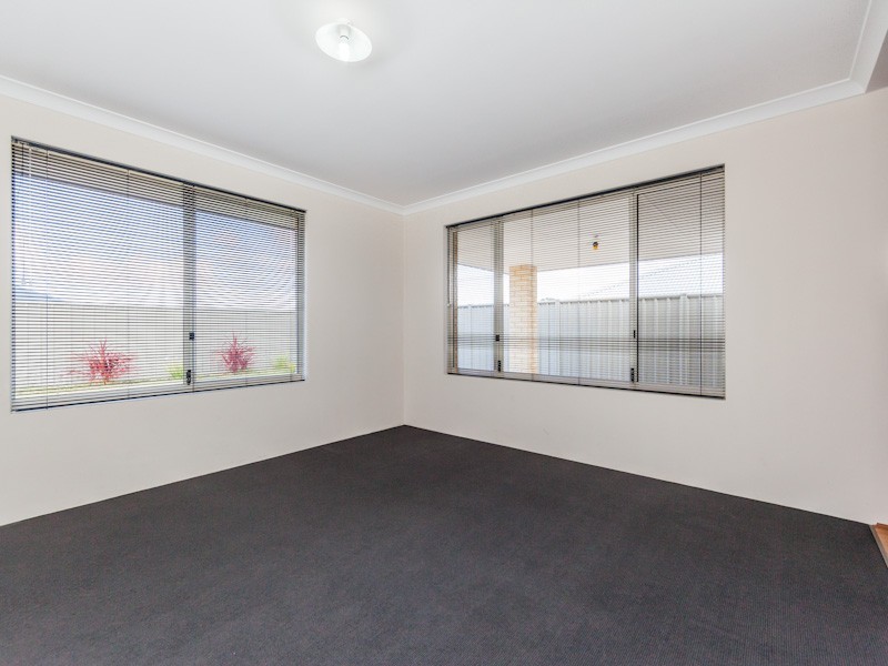 14 Halstead Turn, Wellard WA 6170