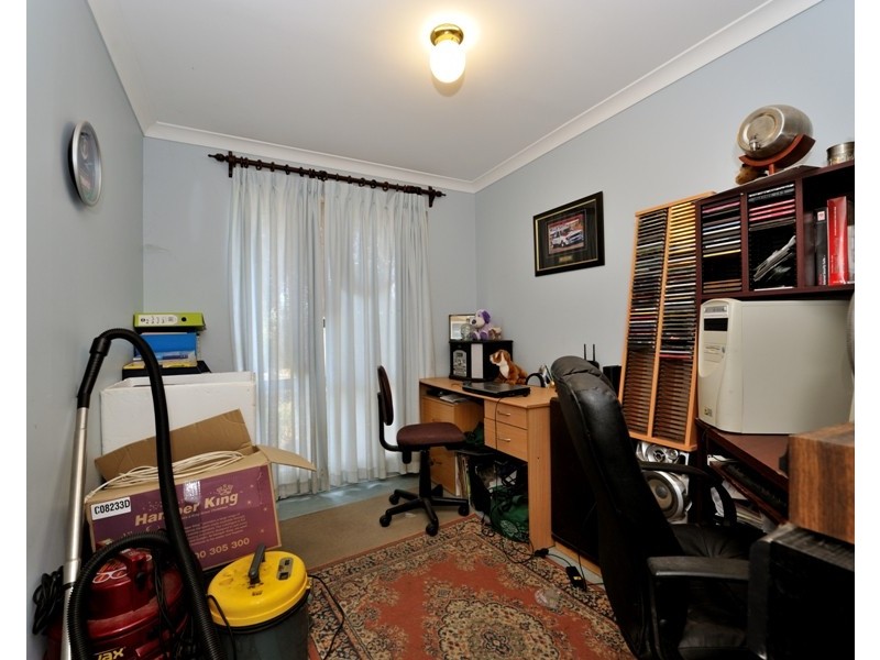 7 Blackboy Rise, Parmelia WA 6167