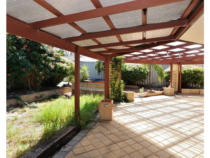 26 Dreier Court, Atwell WA 6164