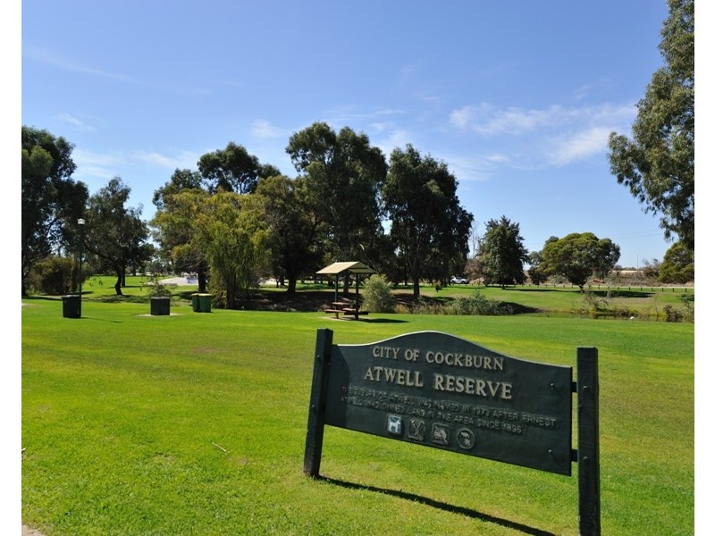 26 Dreier Court, Atwell WA 6164