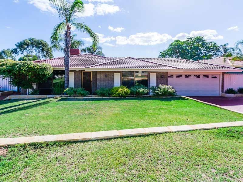 3 Perriam Close, Parmelia WA 6167
