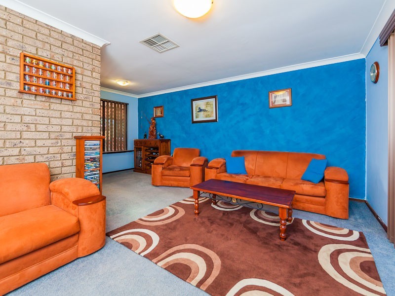 3 Perriam Close, Parmelia WA 6167