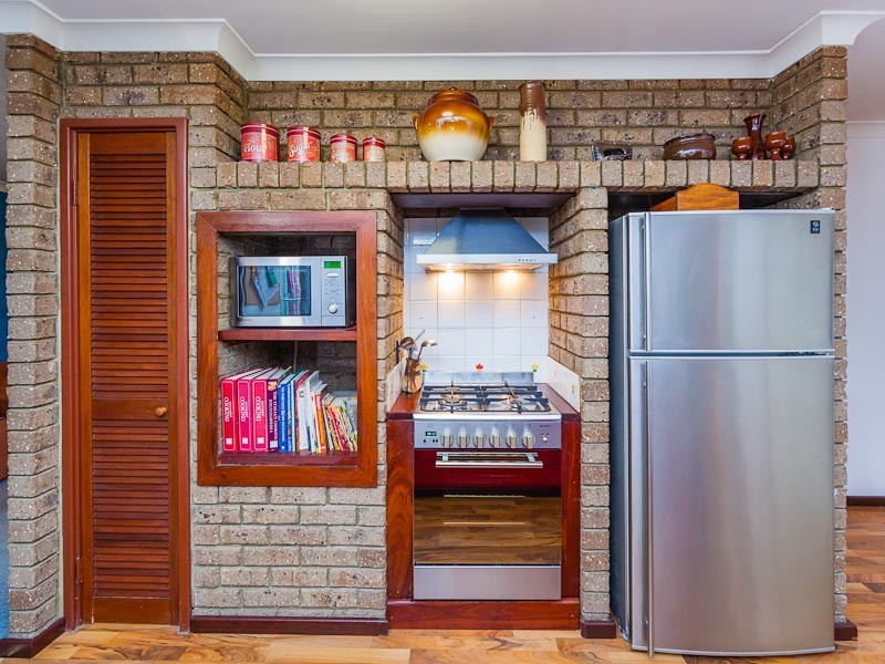 3 Perriam Close, Parmelia WA 6167
