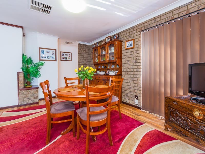 3 Perriam Close, Parmelia WA 6167