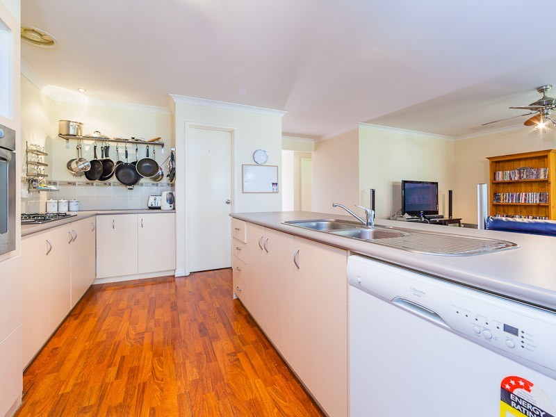 47 Champion Drive, Bertram WA 6167