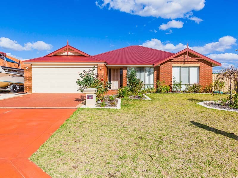 47 Champion Drive, Bertram WA 6167