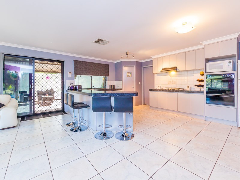 211 Marri Park Drive, Casuarina WA 6167