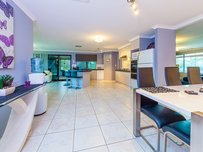 211 Marri Park Drive, Casuarina WA 6167