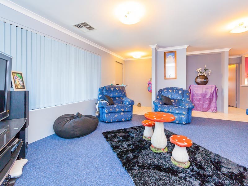 211 Marri Park Drive, Casuarina WA 6167