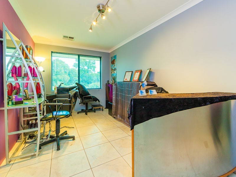 211 Marri Park Drive, Casuarina WA 6167