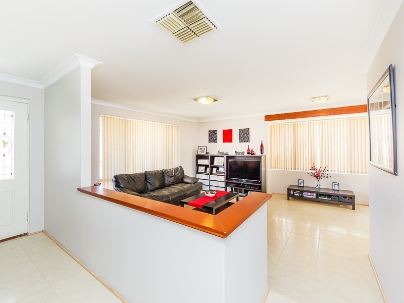 43 Corring Way, Parmelia WA 6167